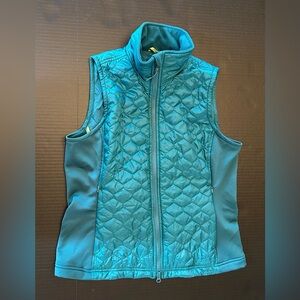 L.L.Bean Women's Green Quilted Thinsulate Vest Size M Lightweight Outdoor